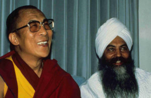 yogi-bhajan-and-dalai-lama